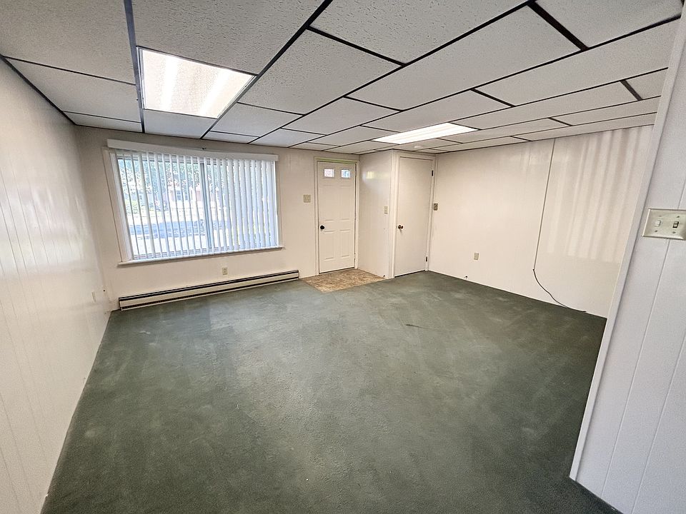 1st image of 7 E Farmersville Rd #11285183