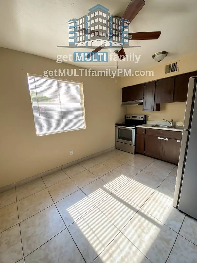 2 bed, 1.0 bath, 835 sqft, $1,150 — Photo 2