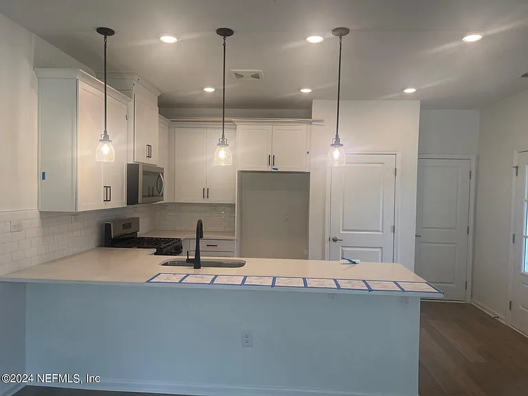 21 Mellowood Ln — Photo 10