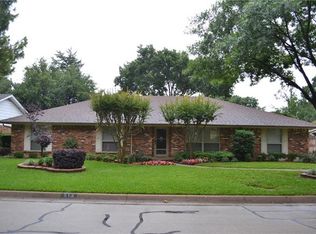 914 Curtis Dr, Arlington, TX 76012