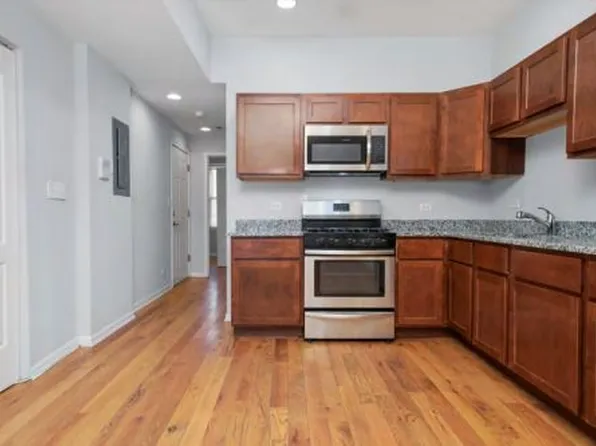 1549 E 72nd St #1, Chicago, IL 60619