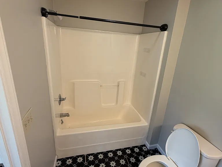 609 C St #4 — Photo 4