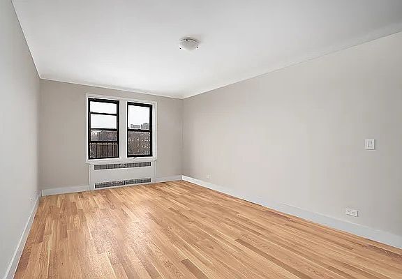 3rd image of 4115 50th Ave APT 5B