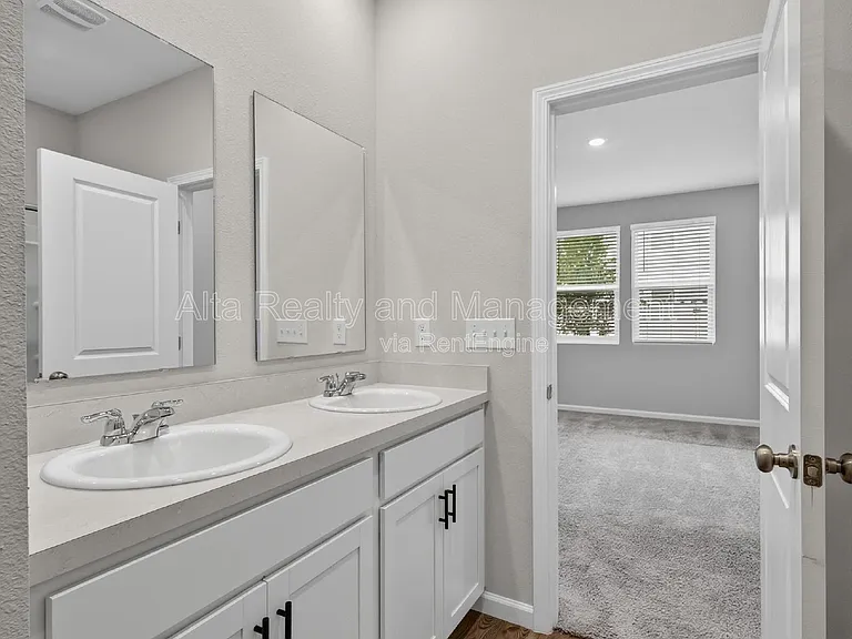 14757 Cashew Ave — Photo 29