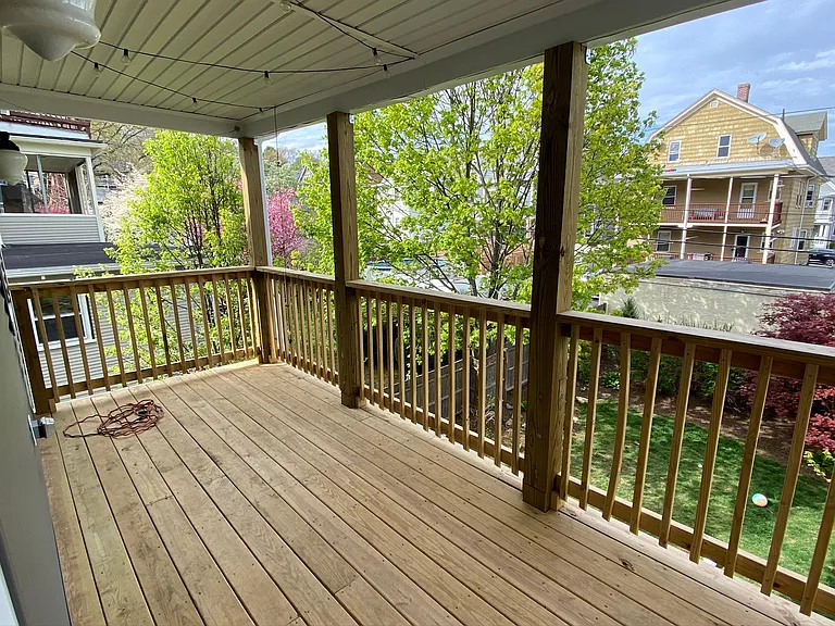 Private back deck