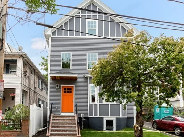 6 Brook St #2, Somerville, MA 02145