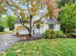 936 Indianola Rd, Youngstown, OH 44512