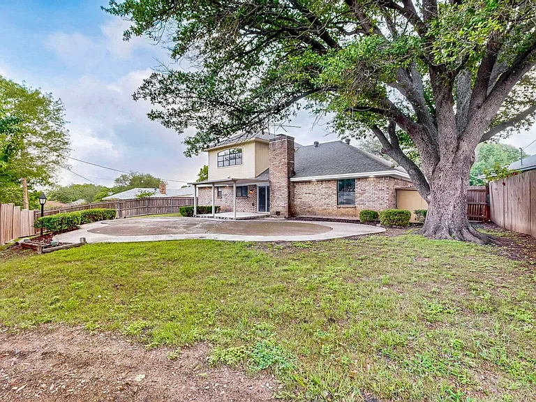3965 Singleleaf Ln — Photo 33