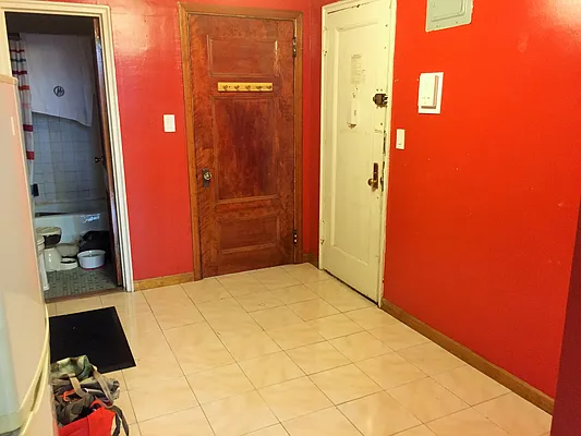 Rented by Joe Gotham LTD | media 15