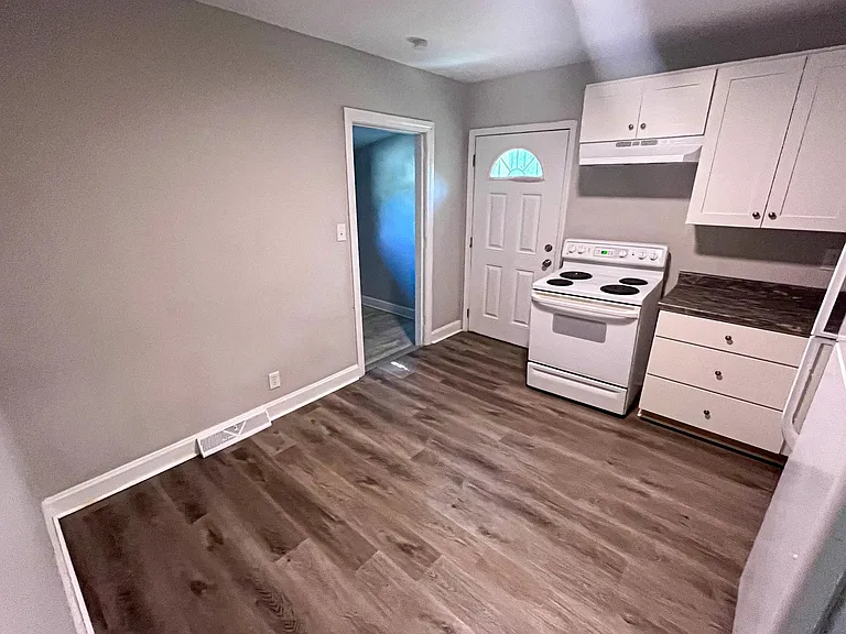 2905 Trent St — Photo 13