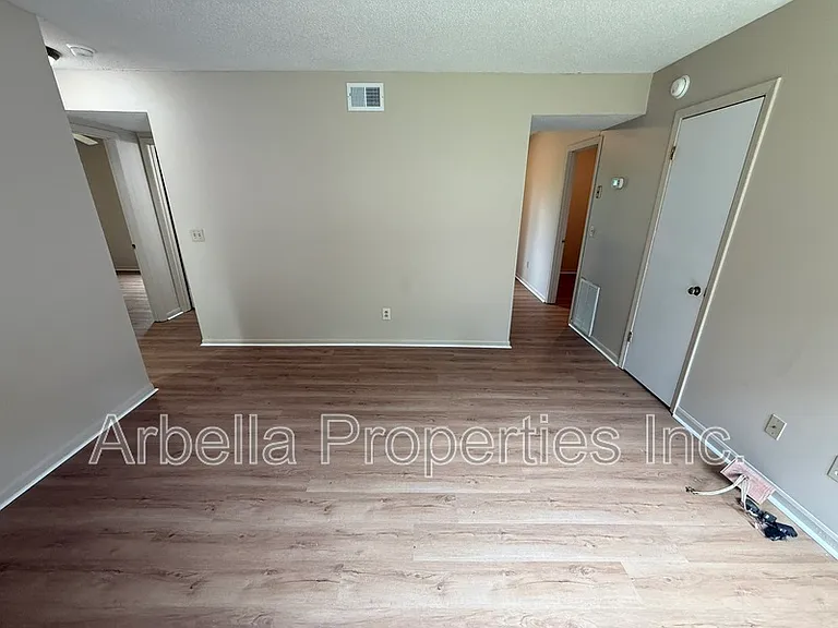 103 S Beech St #15 — Photo 5