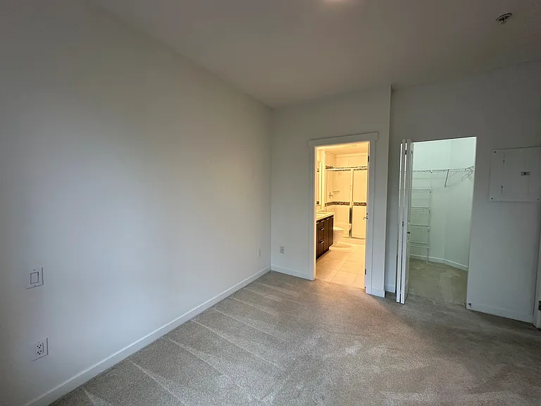 717 Chesterfield Ave #204 — Photo 15
