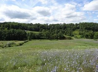 Vaughan Rd, Lewisburg, WV 24901