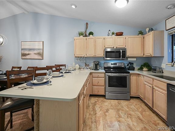 5th image of 611 Lazy Days Rd #V9