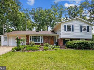 5043 Portsmouth Rd, Fairfax, VA 22032