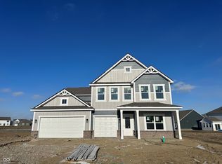 5725 Flat Hill Dr, Indianapolis, IN 46239