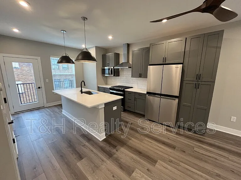 2117 Coretta Way — Photo 5
