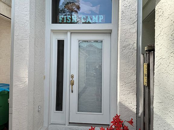 2nd image of 6921 N Lagoon Dr Unit 104