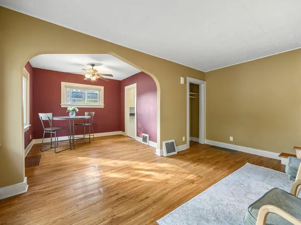 917 Thomas St, Janesville, WI 53545