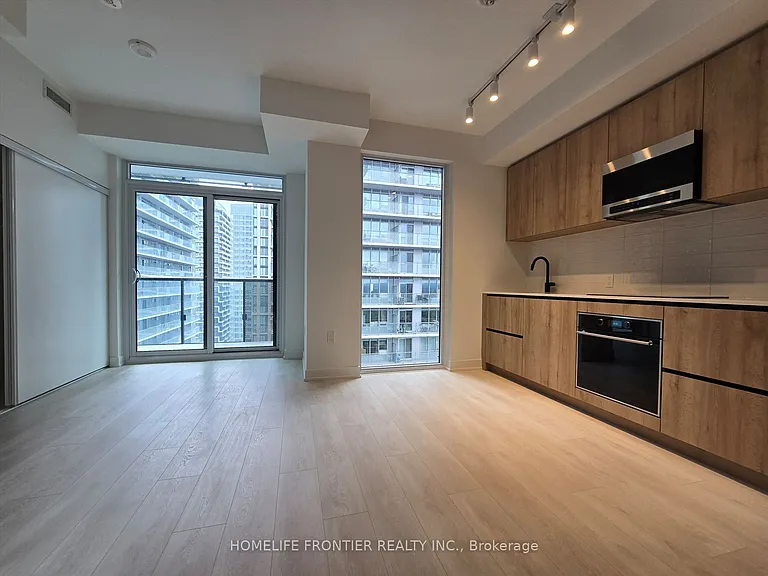 117 Broadway Ave #2803 — Photo 2