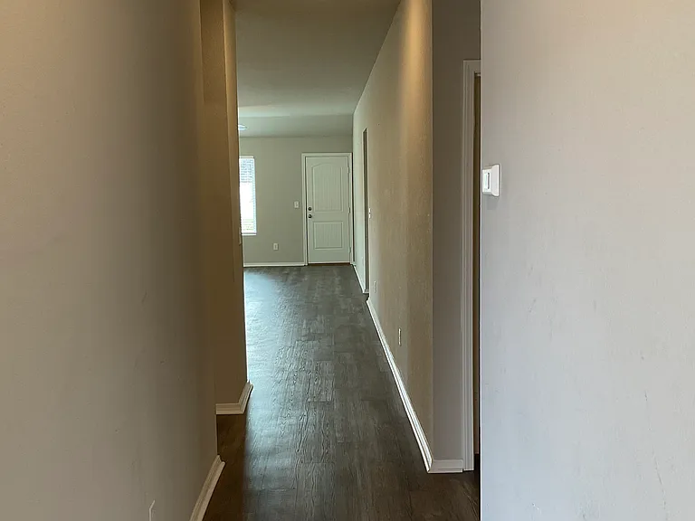10716 Lori Kaye Dr — Photo 3