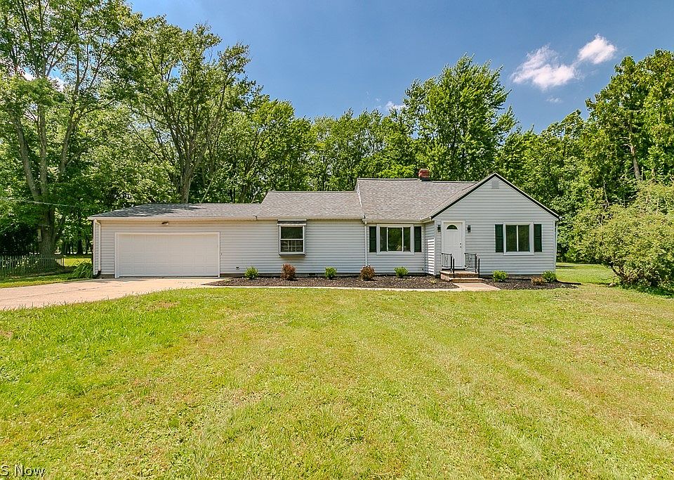 1st image of 2986 Bishop Rd