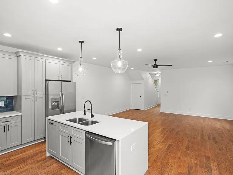 507 Demoss St #110 — Photo 9