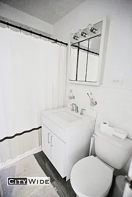 Rented by City Wide Apartments | media 6