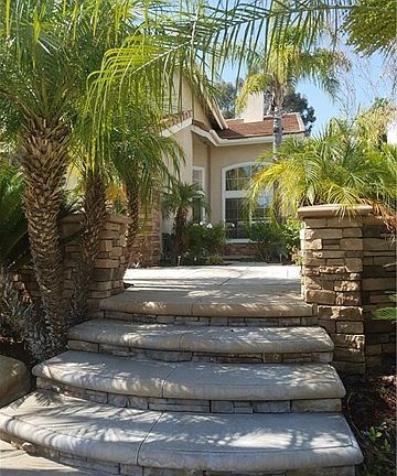 Step right up to your front door (or use the driveway)