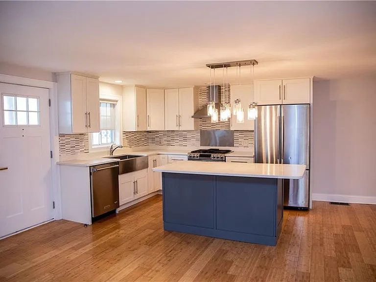 11 Nobert St #B — Photo 2