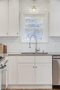 5th image of 4741 Vincent Ave S