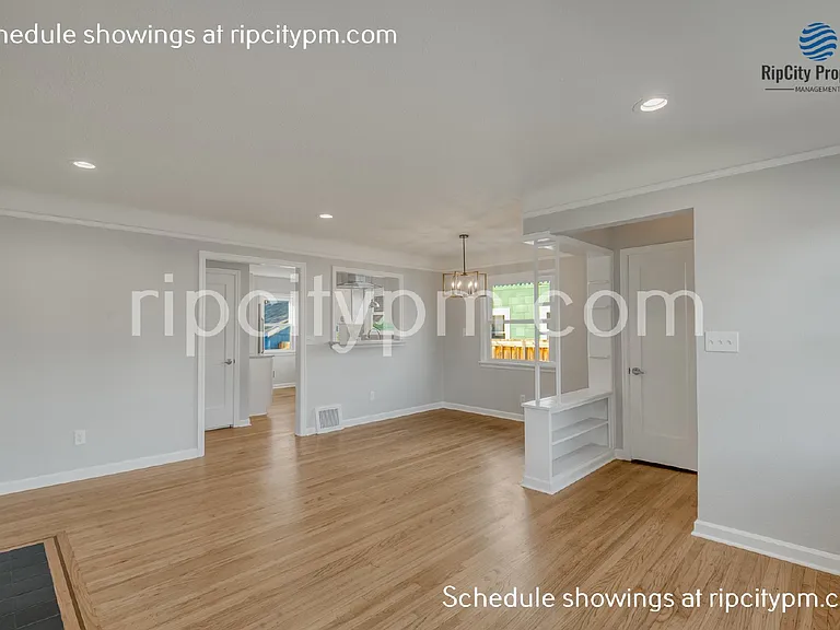 2521 SE 64th Ave — Photo 6