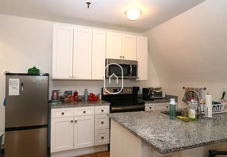 177 Northampton St — Photo 8