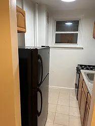 Rented by Chana Ofek, LREB