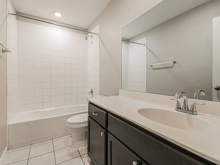 820 Horton St — Photo 16