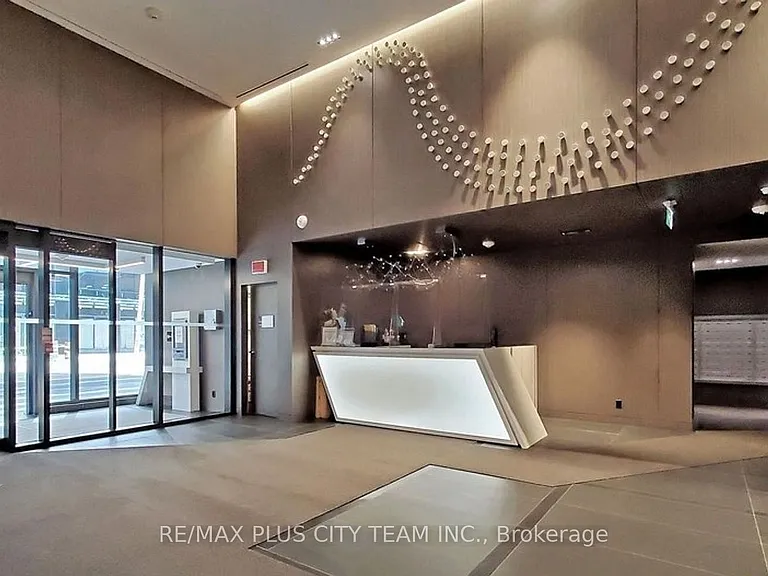 181 Dundas St E #1901 — Photo 25