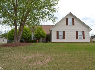 55 Mills Lndg, Covington, GA 30016