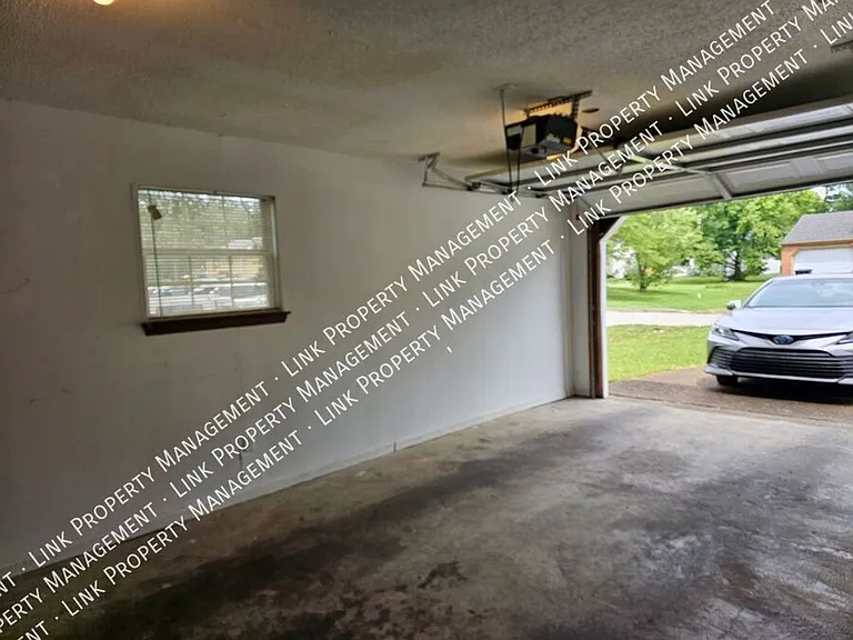 5364 Haisten Ct — Photo 9