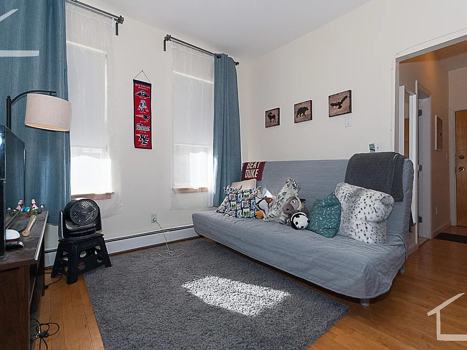190 Chestnut Hill Ave #12L