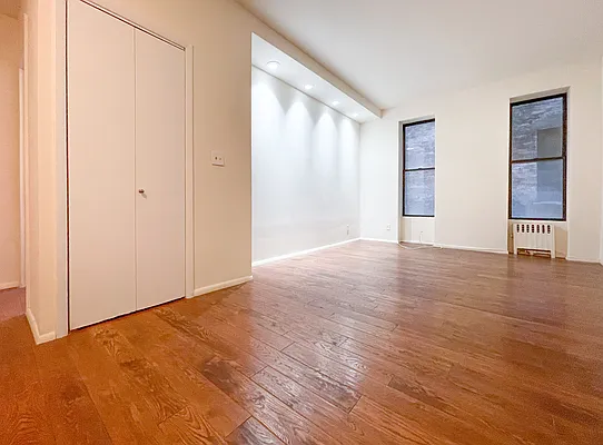 Rented by (Legacy) NY Quality Living Uptown | media 35