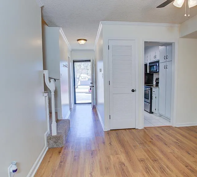 8151 Oldfield Rd SW #7 — Photo 4
