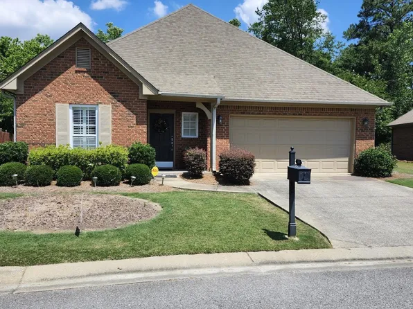 337 Creekside Ln, Pelham, AL 35124