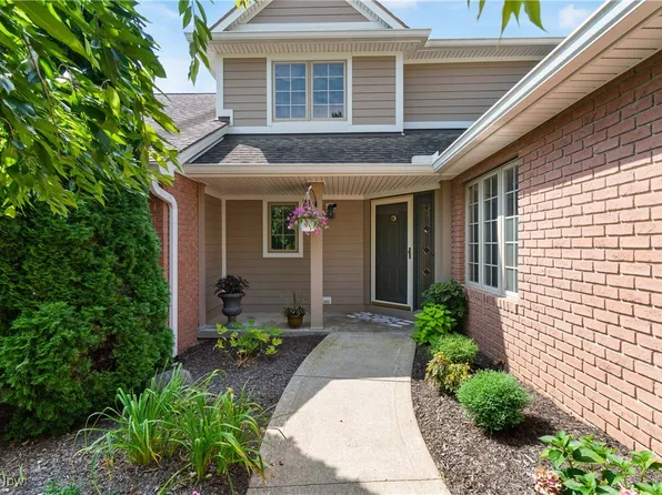 6322 Augusta Ave NW, Canton, OH 44718