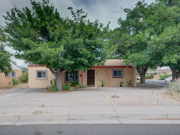 636 Madeira Dr SE, Albuquerque, NM 87108