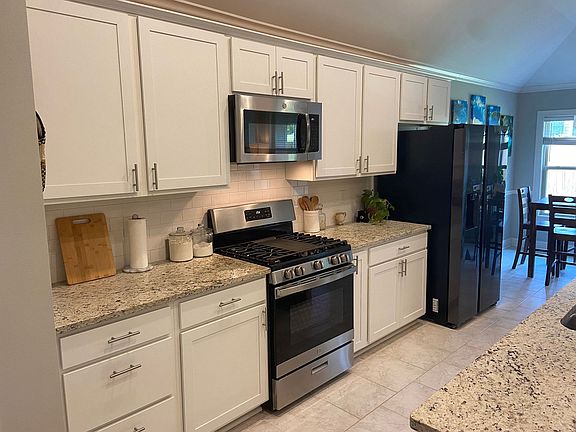 2nd image of 166 Cullom Dr