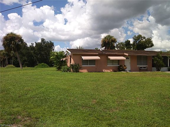 2nd image of 2907 E 6th St