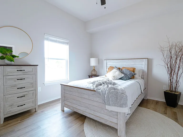 *New Construction* — Photo 9