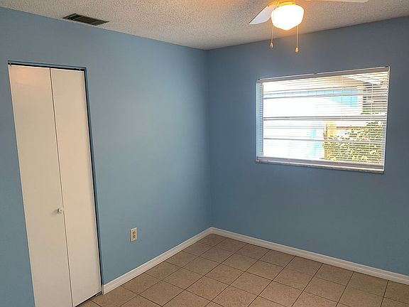 3rd image of 209 Sherry Ave