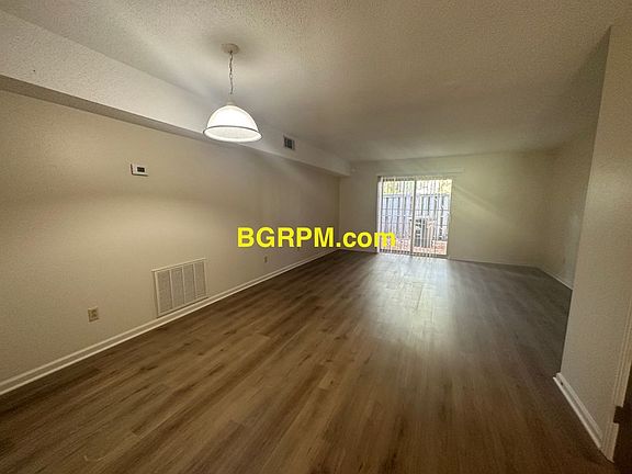 3rd image of 2306-2316 Northeastern Ave #2308