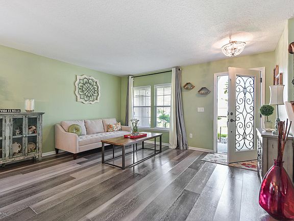5th image of 12568 Pine Marsh Way